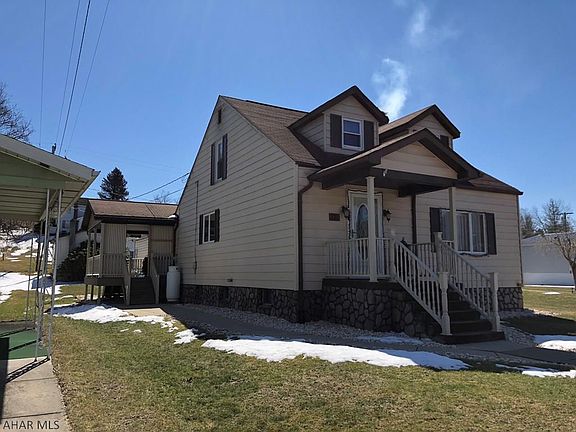 2nd image of 171 1st St