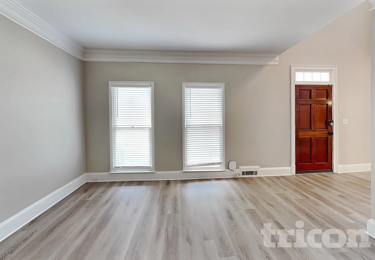 1040 Huntcliff Sandy Springs GA — Photo 2