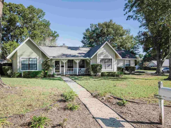 3390 Lemmington Rd, Pensacola, FL 32504