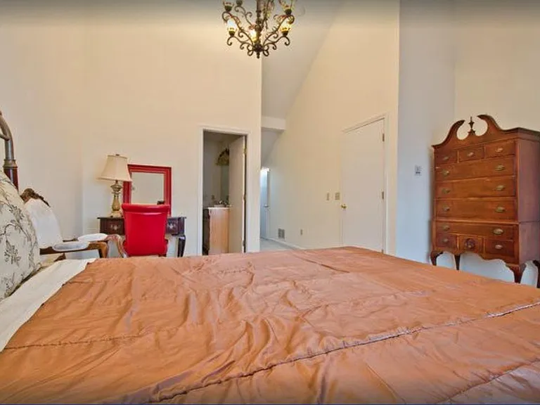 22 Oceanside Pl — Photo 18