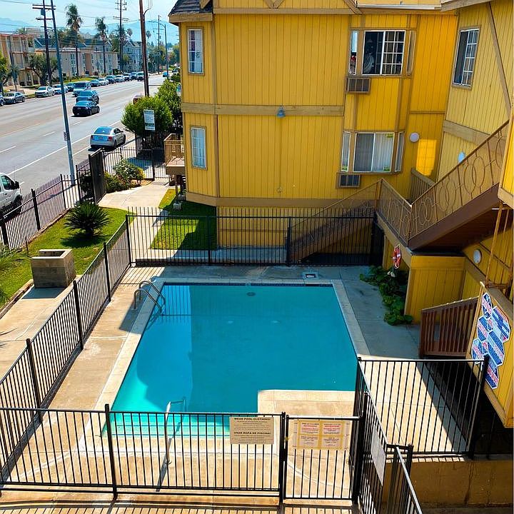 1st image of 15554 Nordhoff St #203