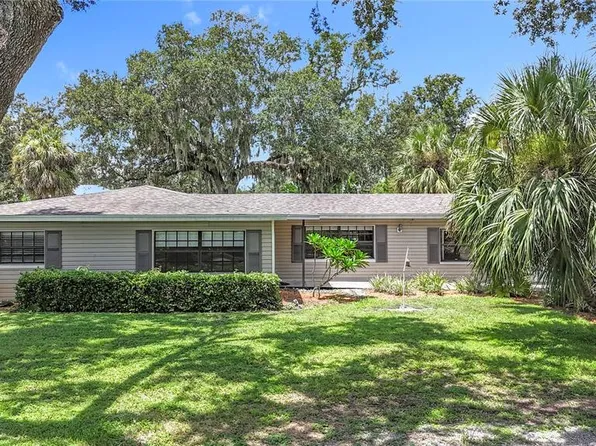 3804 Gallagher Rd, Dover, FL 33527