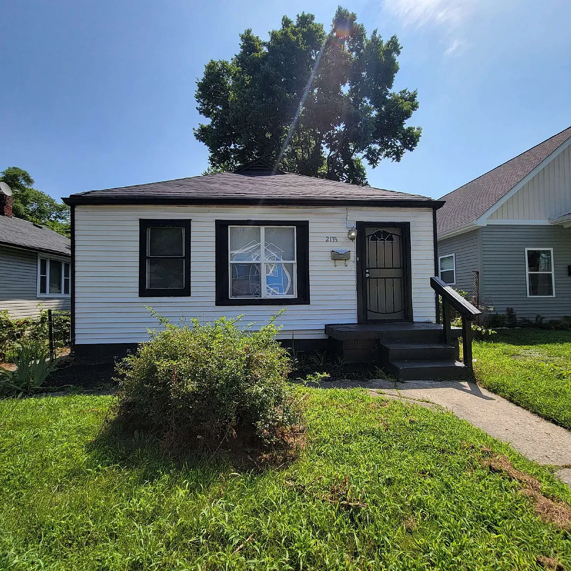 2133 Sugar Grove Ave photo 1