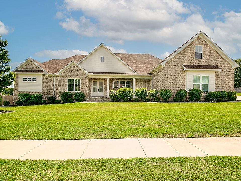 1st image of 1586 Calcutta Dr