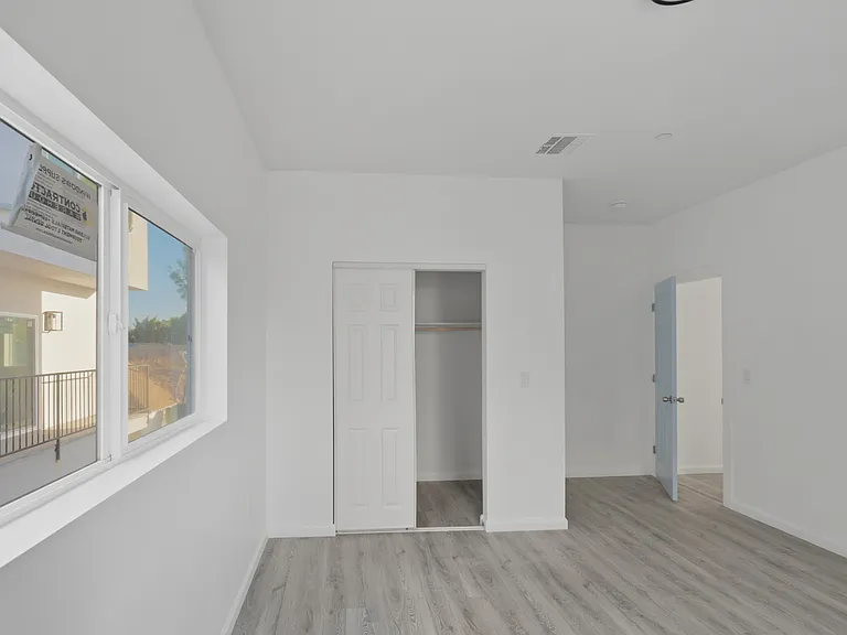 6507 Woodley Ave #3 — Photo 16