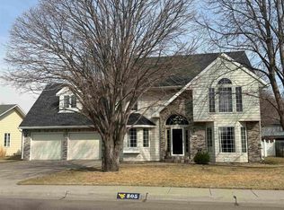 805 S BARE, North Platte, NE 69101