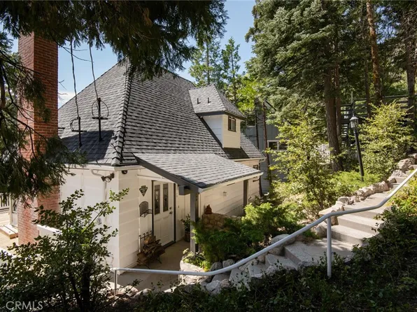 28956 Palisades Dr, Lake Arrowhead, CA 92352