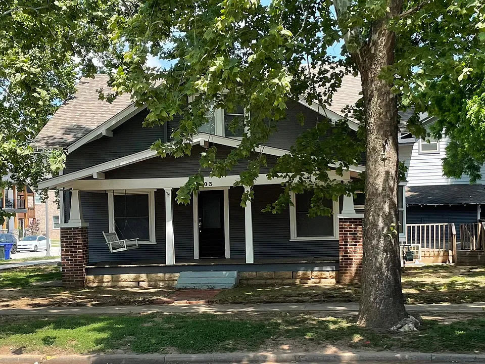 903 Monnett Ave