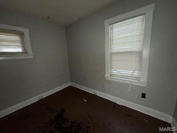 5th image of 6342 Lena Ave