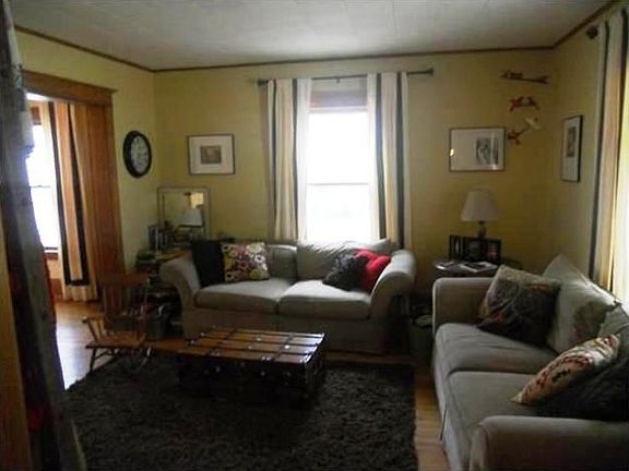 3rd image of 414 N 10th St