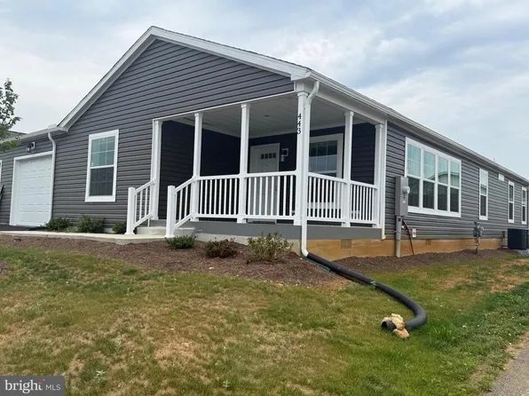 443 Eastwood Ln, Lancaster, PA 17603