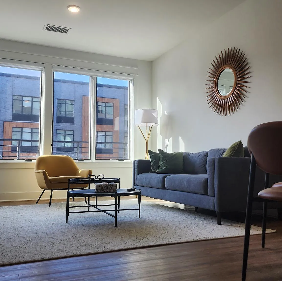 2 bed, 986 sqft, $3,495 — Photo 1