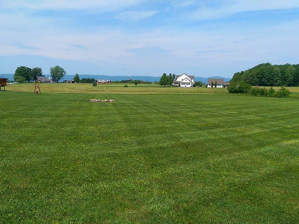 2nd image of 229 Midline Rd