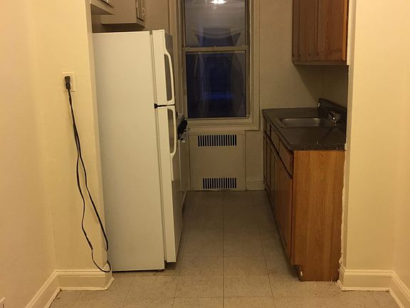 5th image of 9216 Whitney Ave APT 407