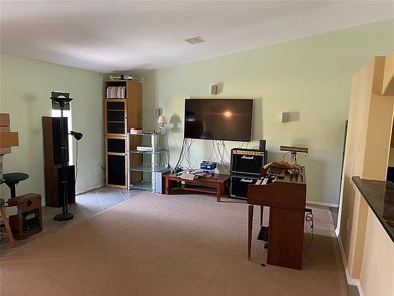 5th image of 18334 Arapahoe Cir