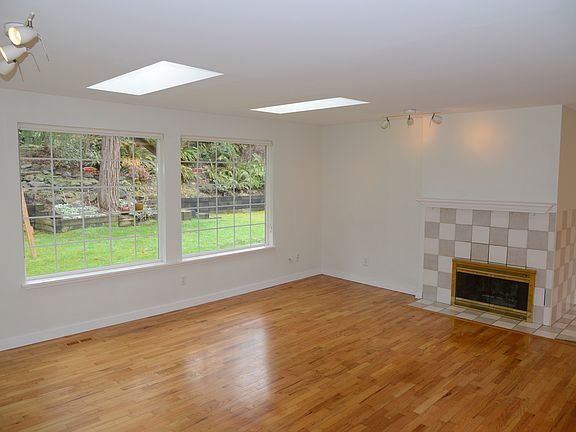 5th image of 6457 NE 153rd St