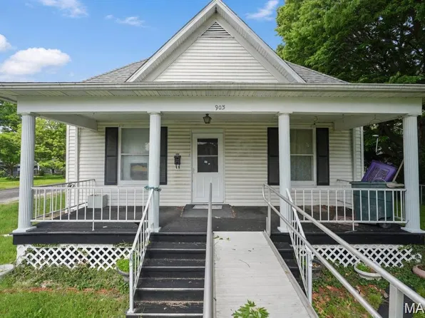 903 N Harrison St, Litchfield, IL 62056