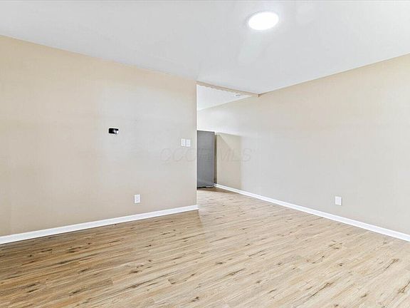5th image of 5417 Cove Ave