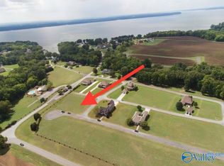 16 Piper Sq, Athens, AL 35611