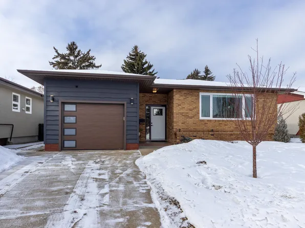 10648 75th St NW, Edmonton, AB T6A 2Z9