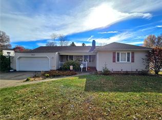 1621 Sleepy Hollow Dr, Coshocton, OH