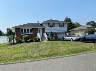 26 Slater Dr, Stony Pt, NY 10980