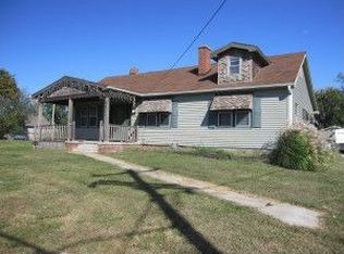 3221 S 40th Ter, Saint Joseph, MO 64503