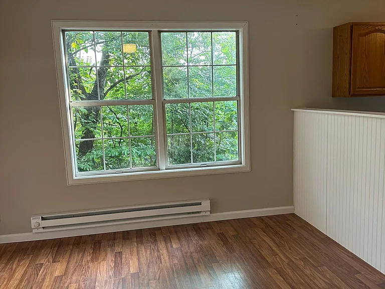 140 Carr Rd — Photo 3