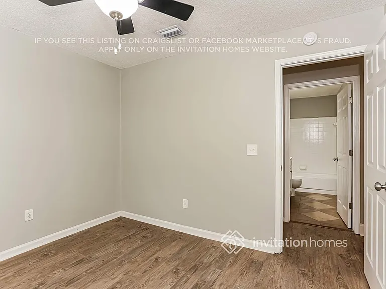 8763 Hammond Forest Dr — Photo 13