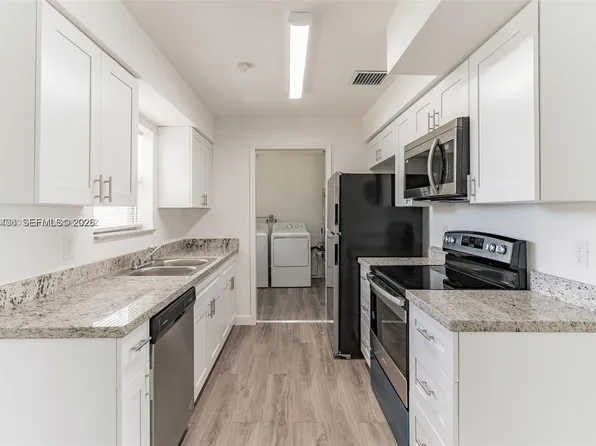 650 SW 29th Ave, Fort Lauderdale, FL 33312