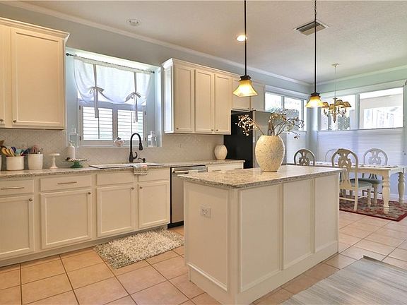 4th image of 2215 Mountain Meadow Way
