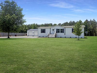 679 Campbell Rd, Ridgeville, SC, 29472