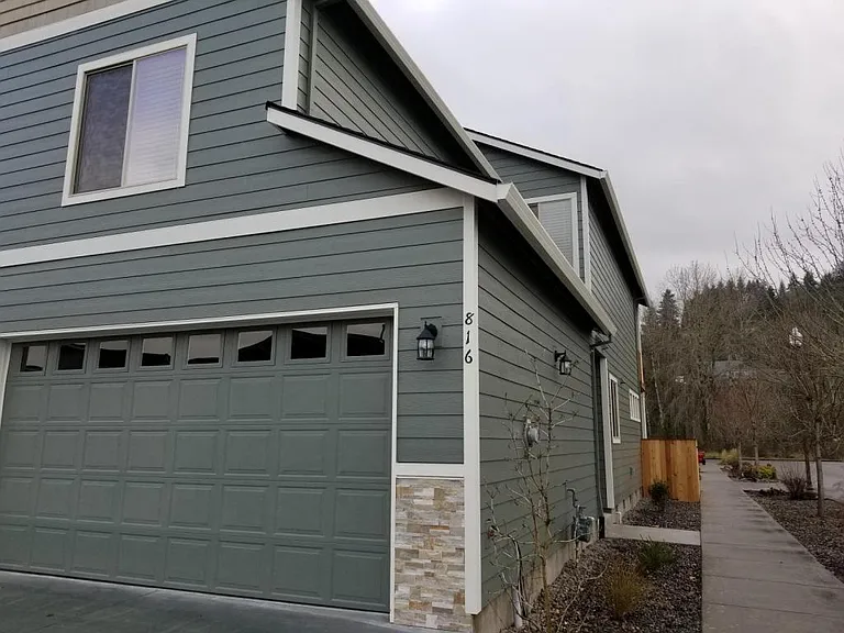816 King Dr — Photo 1