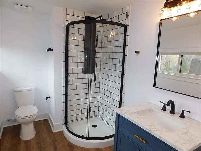 114 Locust St — Photo 14