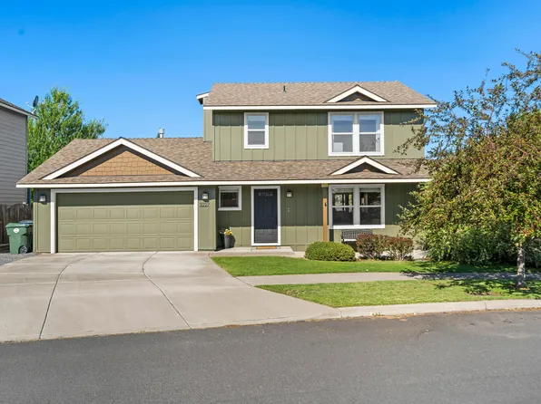 3227 NE Sandalwood Dr, Bend, OR 97701