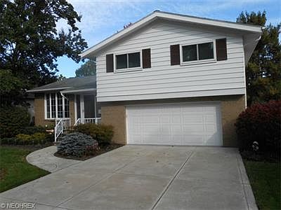 1st image of 27032 Driscoll Ln