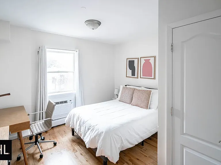 567 Warren St #503 — Photo 14