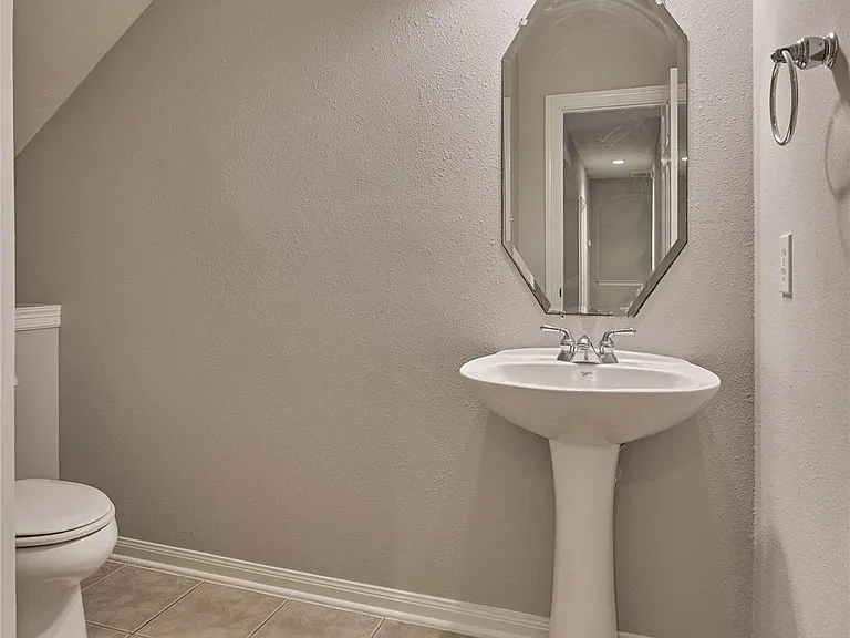 7 Raindance Ct — Photo 14