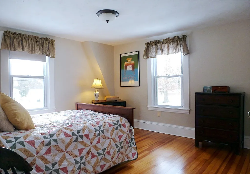 4 bed, 1778 sqft, $3,500 — Photo 2