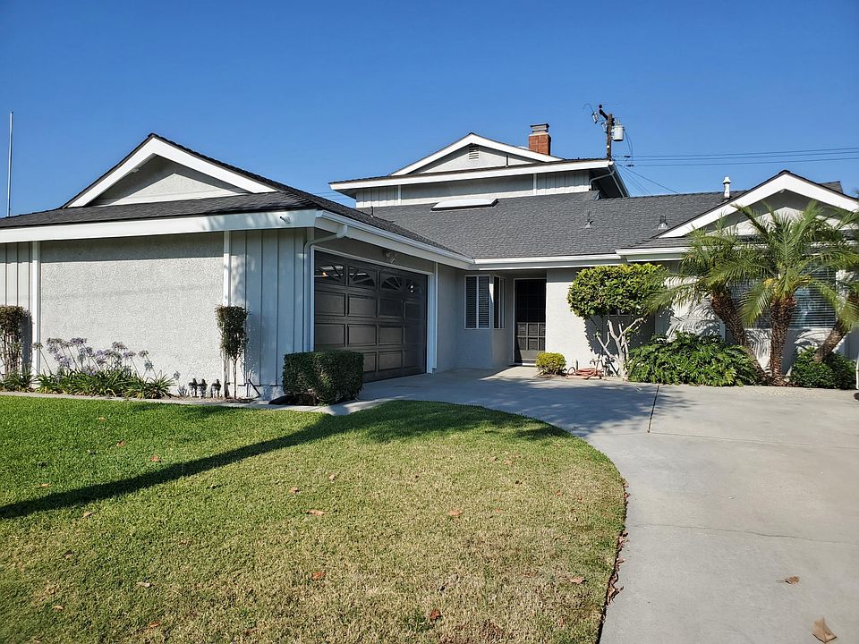 1st image of 12562 Lamplighter St