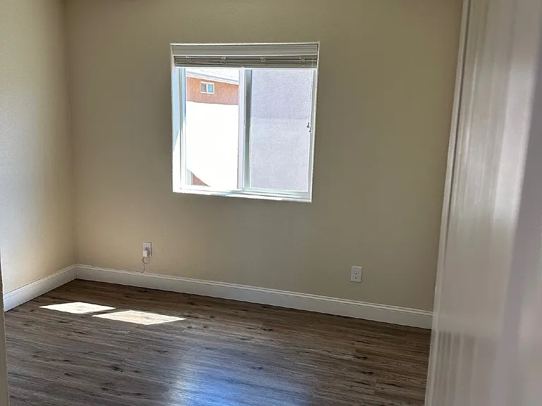 1338 Hermosa Dr — Photo 20