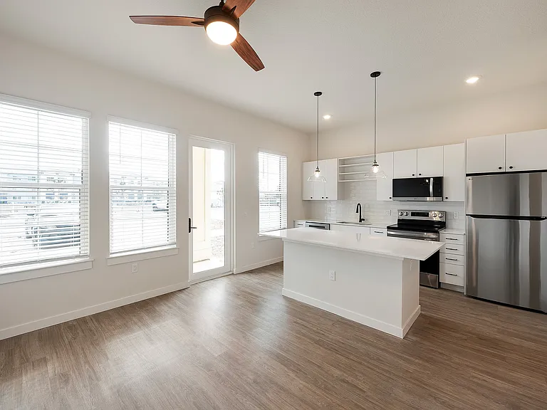Kitchen & Living Area