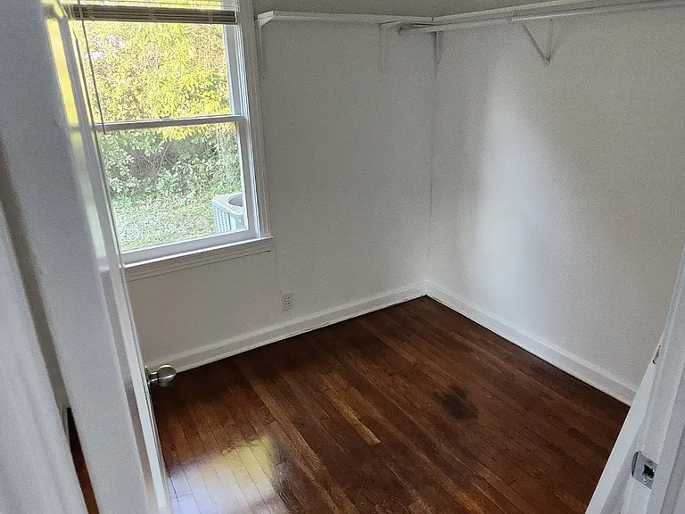 2237 Cross Ln — Photo 7