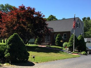 91 Mason Rd, Dudley, MA 01571