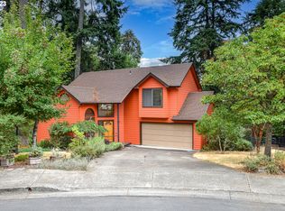 3356 Storey Blvd, Eugene, OR 97405