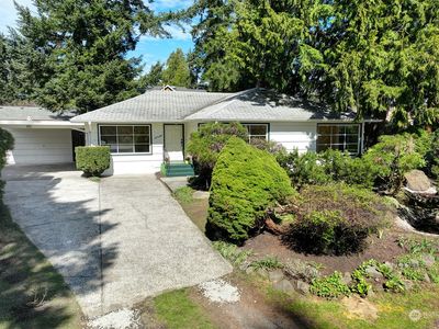 12528 24th Avenue NE, Seattle, WA, 98125