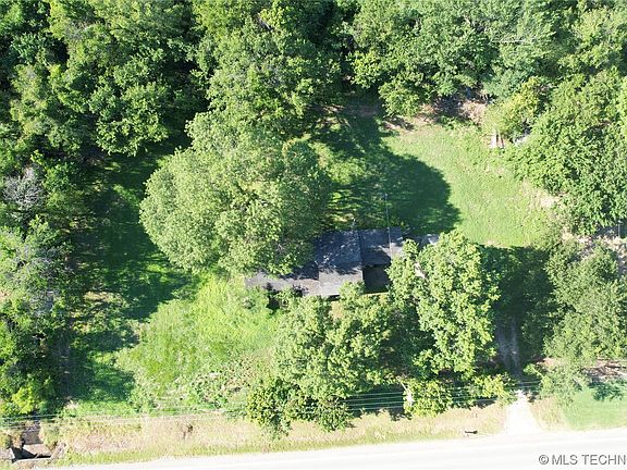2nd image of 409973 Highway 9