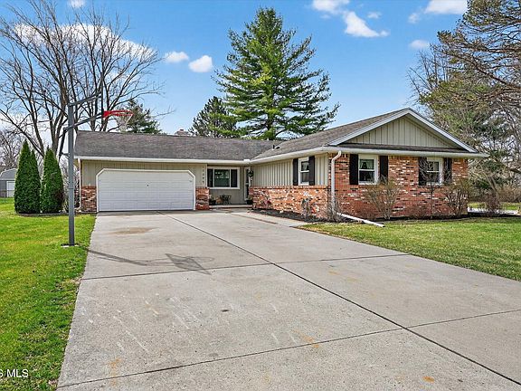 2nd image of 10059 Rupp Rd