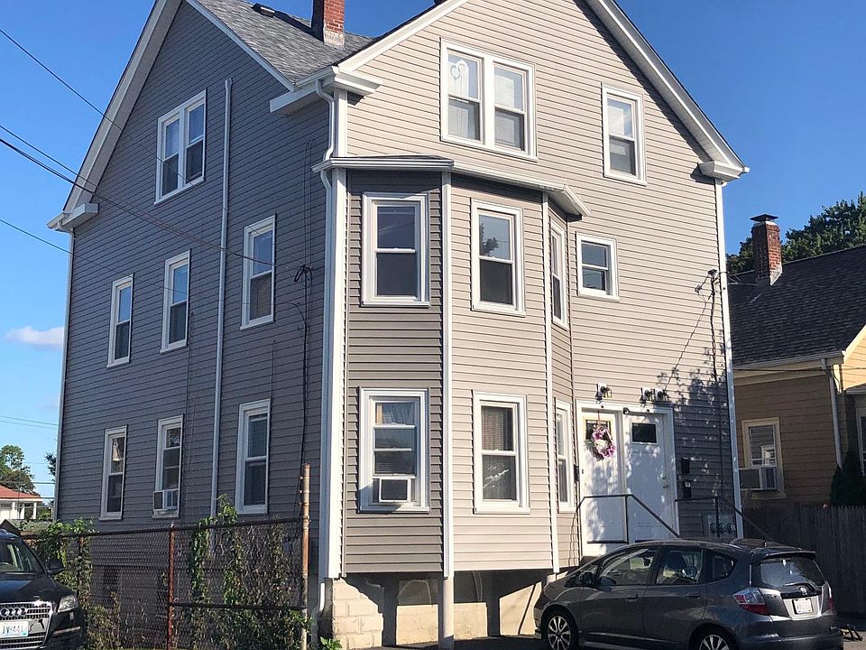 1st image of 76 Ingraham St #2