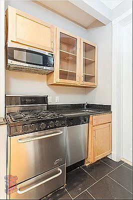 3rd image of 40 Avenue B #3D